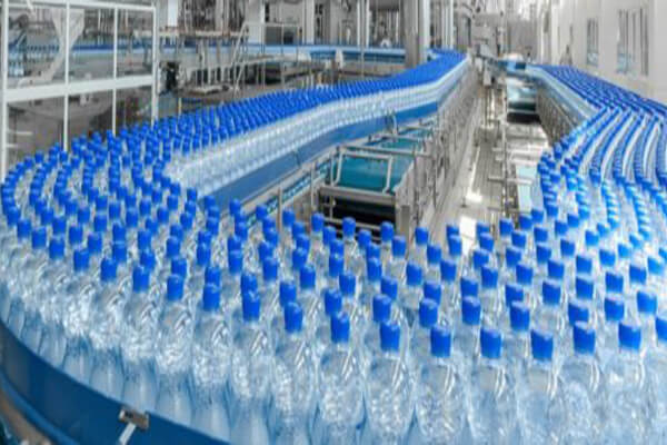 Introductie van het proces van het blazen van PET-plastic flessen